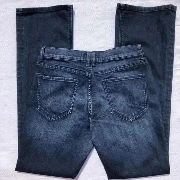 NYC Low Rise Bootcut Blue Jeans Sz 4P - Picture 5 of 8